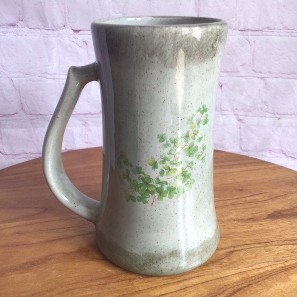 Artist Signed Ceramic Shamrock Handled Mugs - Set of 4 - Picture 8 of 12